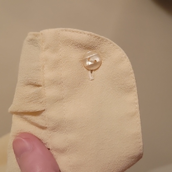 Vintage Primavera Firenze Long Sleeve Blouse Pale Yellow Size 4 See measurement - Picture 4 of 11